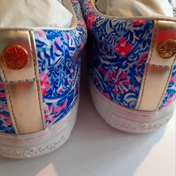 Lilly Pulitzer Abigail Sneakers Size 9M Blue Peri like New In Box - Picture 3 of 5